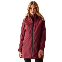 Kurtka turystyczna damska Regatta Denbury V 3w1 z membraną 15K. Czerwone kurtki damskie Regatta, bez wzorów, z poliamidu, bez kaptura. Za 579.70 zł.