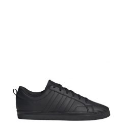 Buty VS Pace 2.0. Białe buty sportowe męskie Adidas, bez wzorów, z materiału, trekkingowe. Za 239.00 zł.