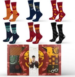 Soxo Harry Potter wesołe Święta Boże Narodzenie Prezent Zestaw 6x Kolorowe Męskie Skarpetki SOXO 4045. Skarpety męskie Soxo, bez wzorów. Za 99.99 zł.