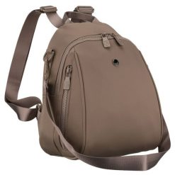 Mały, beżowy plecak damski wykonany z poliestru, wyposażony w dodatkowy pasek - Peterson. Brązowe plecaki damskie Peterson, bez wzorów. Za 74.99 zł.