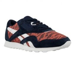 Buty do chodzenia damskie Reebok CL Nylon Sail Away. Niebieskie obuwie sportowe damskie Reebok, bez wzorów, z materiału, na fitness i siłownię, Reebok Classic. Za 215.29 zł.