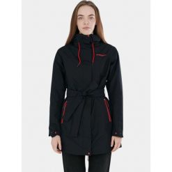 Płaszcz przeciwdeszczowy damski Fundango Regina II. Czerwone kurtki damskie Fundango, l, bez wzorów, bez kaptura, trekkingowe. Za 419.90 zł.