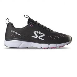 Buty do chodzenia damskie Salming Enroute 3. Czarne obuwie sportowe damskie SALMING, bez wzorów, z materiału, do biegania. Za 419.99 zł.