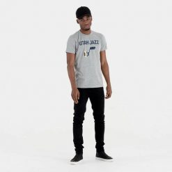 Koszulka Utah Jazz NBA. Szare koszulki sportowe męskie New Era, xl, bez wzorów, z materiału, bez kołnierzyka, bez ramiączek, do koszykówki. Za 174.00 zł.