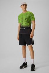 4F Spodenki do biegania szybkoschnące męskie - czarne L. Czarne krótkie spodenki sportowe męskie 4f, l, bez wzorów, z materiału, do biegania. Za 199.99 zł.