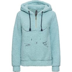 Bluza z kapturem z polaru baranka z haftem bonprix morski pastelowy. Bluzy damskie bonprix. Za 79.99 zł.