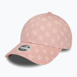 Czapka z daszkiem damska New Era Monogram 9Forty New York Yankees. Czerwone czapki i kapelusze damskie New Era, bez wzorów, sportowe. W wyprzedaży za 207.95 zł.
