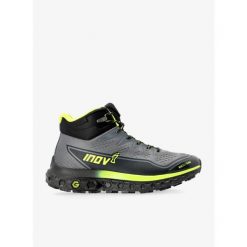 Buty turystyczne męskie Inov-8 RocFly G 390. Czarne trekkingi męskie Inov-8, trekkingowe. W wyprzedaży za 617.65 zł.