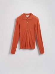 Bluzka polo z lyocellu - miedziany. Brązowe bluzki damskie Reserved, l, bez wzorów, z dzianiny, bez kołnierzyka, bez ramiączek. W wyprzedaży za 119.99 zł.