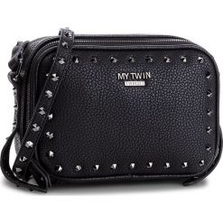 Torebka MY TWIN - Tracolla C/Zip VA8PAE Nero 00006. Czarne listonoszki damskie My Twin, ze skóry ekologicznej. Za 649.00 zł.