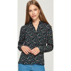 Wzorzysta koszula - Różowy. Czerwone koszule damskie Sinsay. Za 39.99 zł.