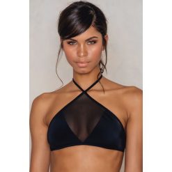 NA-KD Swimwear Góra bikini z siateczką i dekoltem A - Black. Bikini damskie marki NA-KD Swimwear. Za 80.95 zł.