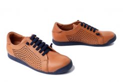 MANITU 840131-21 cognac, półbuty damskie. Brązowe półbuty damskie Manitu, na lato, bez wzorów, ze skóry, bez obcasa, bez zapięcia. Za 258.93 zł.