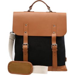 Enter Torba na ramię black/cognac. Torby na laptopa męskie marki Enter. W wyprzedaży za 503.40 zł.