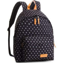 Plecak EASTPAK - Padded Pak'r EK620 Check Bleach 80T. Czarne plecaki damskie Eastpak, z materiału, sportowe. Za 259.00 zł.