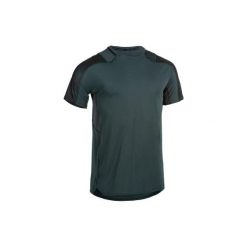 Koszulka fitness kardio męska FTS 500 khaki-zielona. Zielone koszulki sportowe męskie DOMYOS, m, bez wzorów, z elastanu, bez kołnierzyka, bez ramiączek, na fitness i siłownię, climacool (adidas). Za 49.99 zł.