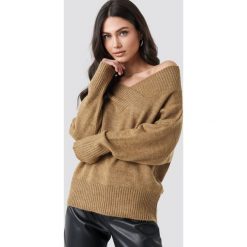 NA-KD Slip Shoulder Knitted Sweater - Beige. Trampki i tenisówki damskie marki NA-KD. Za 121.95 zł.