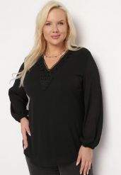 Czarna Bluzka z Długim Rękawem Ozdobiona Koronką i Koralikami Virlea. Czarne bluzki damskie Born2be, l, bez wzorów, z koronki, eleganckie, bez kołnierzyka, bez ramiączek. Za 64.99 zł.