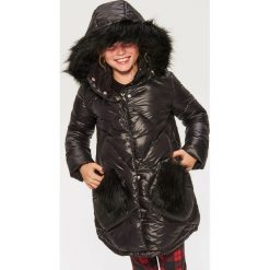 Kurtka z naturalnym puchem - Czarny. Czarne kurtki i płaszcze dla dziewczynek Reserved, z puchu. Za 349.99 zł.