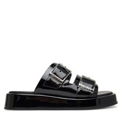 Klapki DKNY. Czarne klapki damskie DKNY, bez wzorów, bez obcasa. Za 569.99 zł.