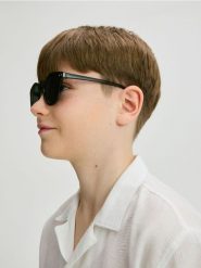 Okulary przeciwsłoneczne - ciemnozielony. Zielone okulary przeciwsłoneczne dla dzieci Reserved. Za 29.99 zł.