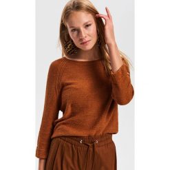 Sweter z dekoltem w łódkę - Brązowy. Swetry damskie marki Reserved. Za 59.99 zł.