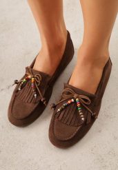 Brązowe Mokasyny VICES z Wkładką ze Skóry Naturalnej i Ozdobnymi Koralikami Neni. Brązowe mokasyny damskie Born2be, z jeansu, eleganckie. Za 89.99 zł.