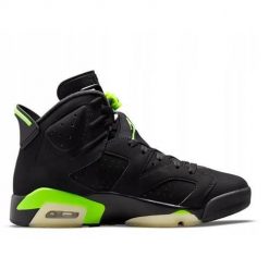 Buty koszykarskie męskie Nike Jordan 6 Retro. Czarne buty sportowe męskie Nike, z gumy, za kostkę, bez zapięcia, do koszykówki. Za 1,075.00 zł.