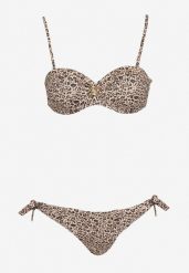 Ciemnobeżowe Dwuczęściowe Bikini Góra z Regulowanymi Ramiączkami Ozdobiona Metalową Klamrą Dół Majtki Typu Figi Wiązane po Bokach Zelmarie. Brązowe bikini damskie Born2be, na lato, l, bez wzorów. Za 59.99 zł.