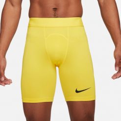 Spodnie treningowe męskie Nike Pro Drifit Strike. Czarne spodnie sportowe męskie Nike, l, bez wzorów, z materiału, na fitness i siłownię, dri-fit (nike). Za 146.80 zł.