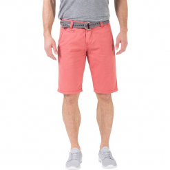 Bermudy "Marcus" - Slim fit - w kolorze czerwonym. Czerwone szorty męskie Timezone, w paski, z tkaniny. W wyprzedaży za 90.95 zł.