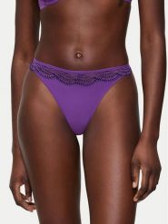 Triumph Stringi Comfort Glam 10224956 Fioletowy. Fioletowe stringi damskie Triumph, bez wzorów, z syntetyku. Za 89.99 zł.