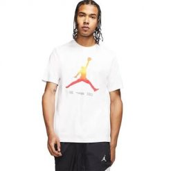 Koszulka sportowa męska Nike Jordan Legacy AJ11. Białe koszulki sportowe męskie Nike, m, bez wzorów, bez kołnierzyka, bez ramiączek. Za 227.00 zł.