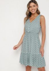 Jasnozielona Sukienka z Wiskozą i Bawełną w Kropki Lilivena. Zielone sukienki damskie Born2be, na co dzień, l, bez wzorów, z bawełny, eleganckie, bez kołnierzyka, bez ramiączek, mini. Za 39.99 zł.
