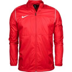 Kurtka przejściowa dla chłopca Nike RPL Park 20 RN JKT W JUNIOR. Czerwone bluzy dla chłopców Nike, bez wzorów, sportowe, bez kaptura. Za 124.00 zł.