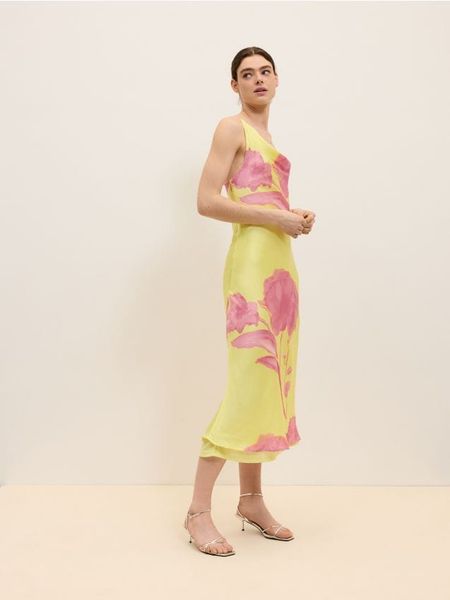 Sukienka maxi z nadrukiem - wielobarwny. Sukienki damskie Reserved, l, bez wzorów, z tkaniny, bez kołnierzyka, bez ramiączek, maxi, dopasowane. W wyprzedaży za 69.99 zł.