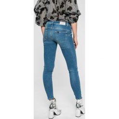 Liu Jo - Jeansy Divine. Jeansy damskie marki Liu Jo. W wyprzedaży za 399.90 zł.