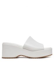 DeeZee Klapki E0014-1 Biały. Białe klapki damskie DeeZee, bez wzorów, z materiału, bez obcasa. Za 139.99 zł.