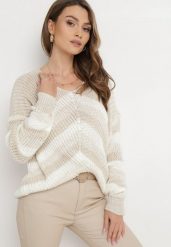 Beżowy Luźny Sweter w Paski Onortte. Brązowe swetry damskie Born2be, bez wzorów, klasyczne, bez kołnierzyka, bez ramiączek, bez kaptura. Za 74.99 zł.