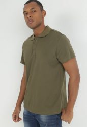 Ciemnozielona Koszulka Polo z Krótkim Rękawem Wakeish. Zielone koszulki polo męskie Born2be, l, bez wzorów, z tkaniny, bez ramiączek. Za 34.99 zł.
