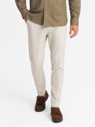 Jednolite spodnie chino męskie SLIM FIT – beżowe V2 OM-PACP-0183 - XXL. Brązowe eleganckie spodnie męskie Ombre Clothing, l, z aplikacjami, z bawełny. Za 125.99 zł.