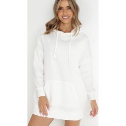 Biała Bluza z Kapturem Dagdere. Białe bluzy damskie Born2be, na jesień, m, bez wzorów, z dzianiny, z kapturem. Za 74.99 zł.