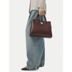 Torebka Nine West. Brązowe torebki do ręki damskie Nine West, bez wzorów, bez dodatków. Za 299.99 zł.