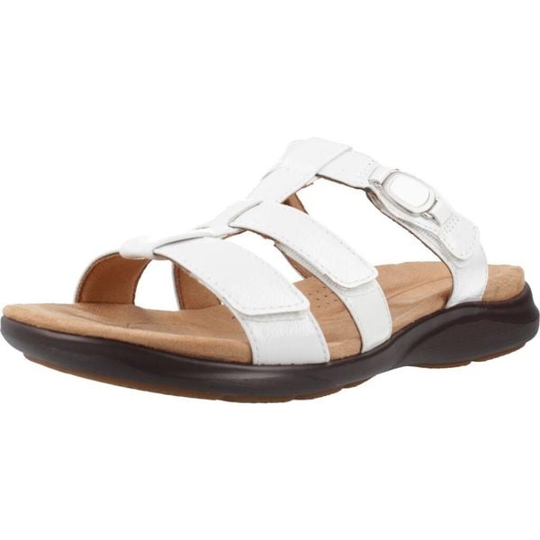 Sandały CLARKS 26185967C Biały. Białe obuwie sportowe damskie Clarks, bez wzorów, ze skóry, bez obcasa, bez zapięcia. Za 422.99 zł.