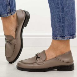 Beżowe skórzane mokasyny damskie Vinceza 18117. Brązowe mokasyny damskie VINCEZA, z jeansu, biznesowe. Za 219.00 zł.