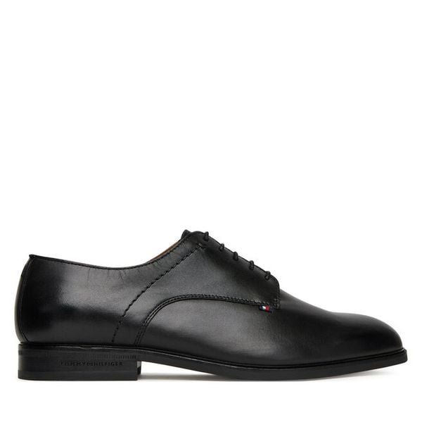 Półbuty Tommy Hilfiger. Czarne eleganckie półbuty Tommy Hilfiger, wizytowe, bez zapięcia. Za 349.99 zł.