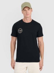 4F T-shirt regular z nadrukiem męski - czarny XXL. Czarne koszulki sportowe męskie 4f, m, bez wzorów, z bawełny, klasyczne, bez kołnierzyka. Za 49.99 zł.