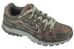 Buty sportowe Sneakersy damskie, W P-6000 SE. Zielone obuwie sportowe damskie Nike, bez wzorów, z materiału, trekkingowe. Za 479.99 zł.