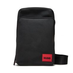 Saszetka HUGO. Czarne saszetki męskie Hugo, młodzieżowe, małe. Za 379.99 zł.
