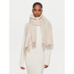 Szalik Guess. Czerwone szaliki i chusty damskie Guess, z aplikacjami. Za 239.99 zł.